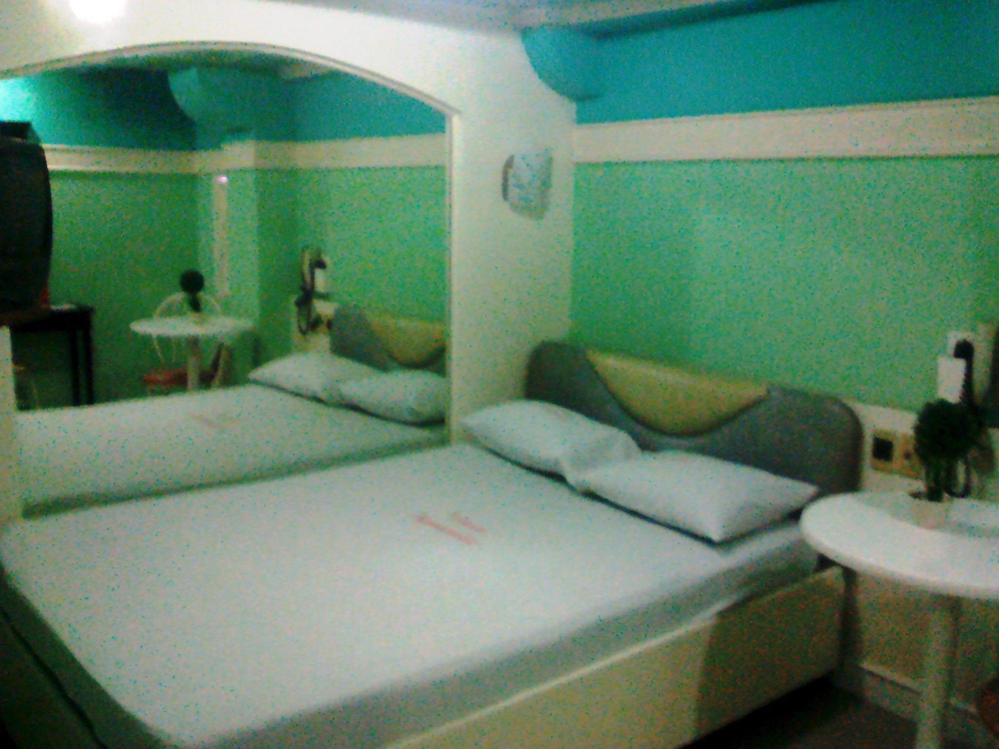 Vista Apartelle Makati City Kültér fotó